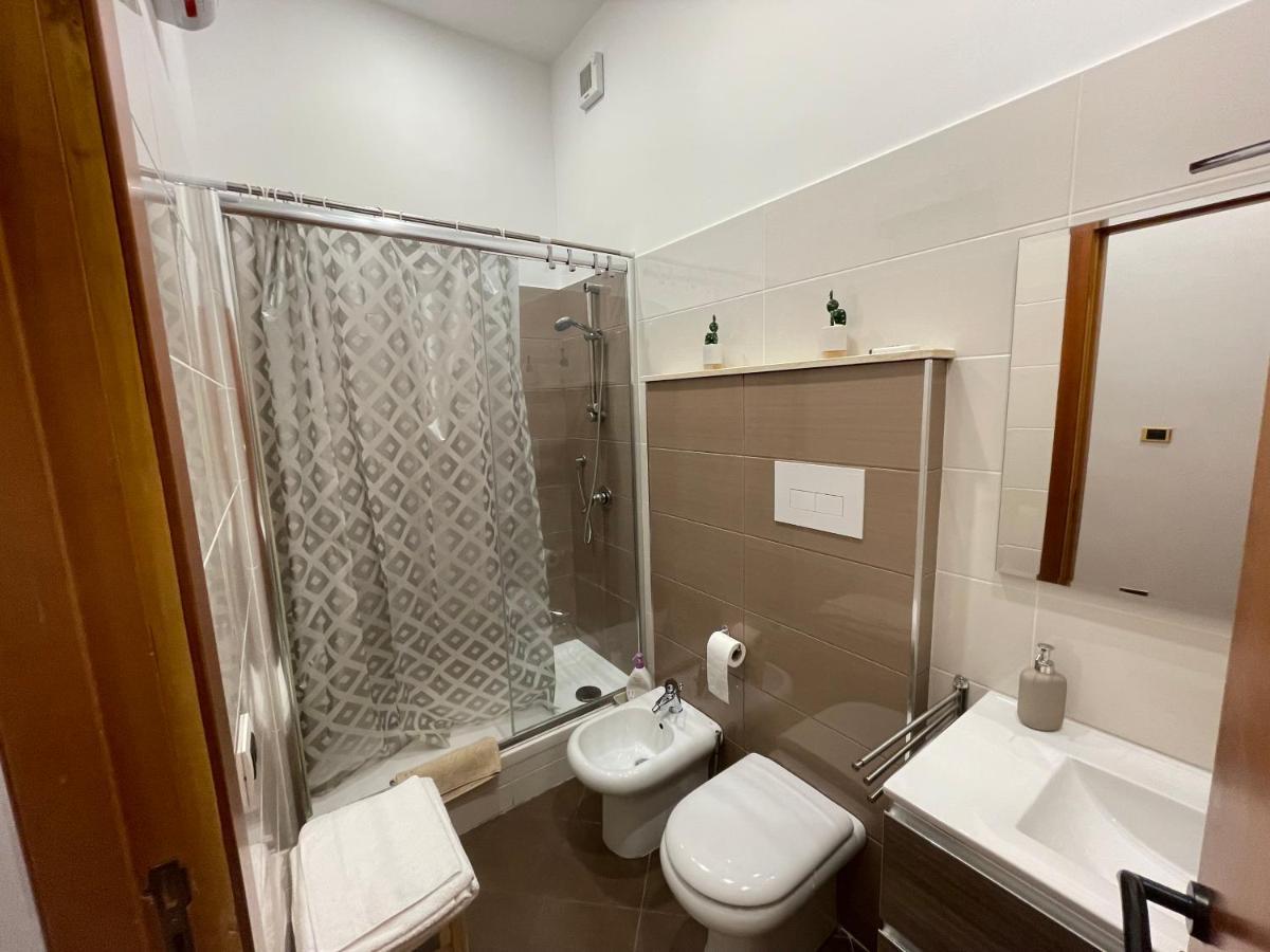 La Finestra Sul Corso Apartment Napoli Ngoại thất bức ảnh